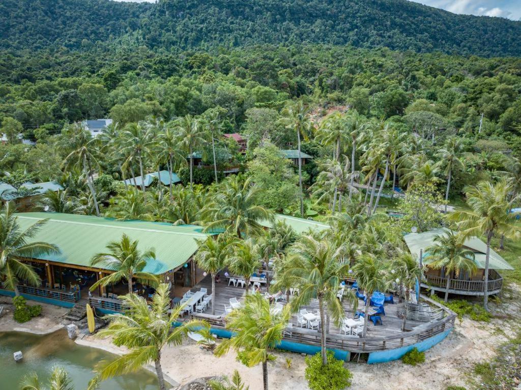 Rorys Beach Bar Duong Dong Exterior foto